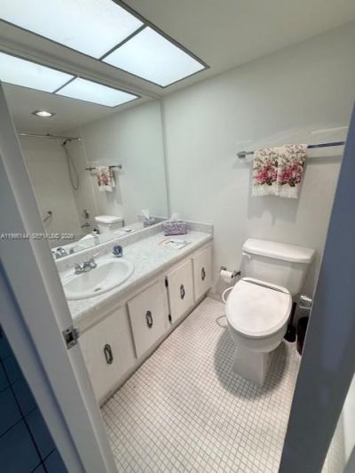 301 174th St, Unit 2217, Sunny Isles Beach, FL 33160 Photo