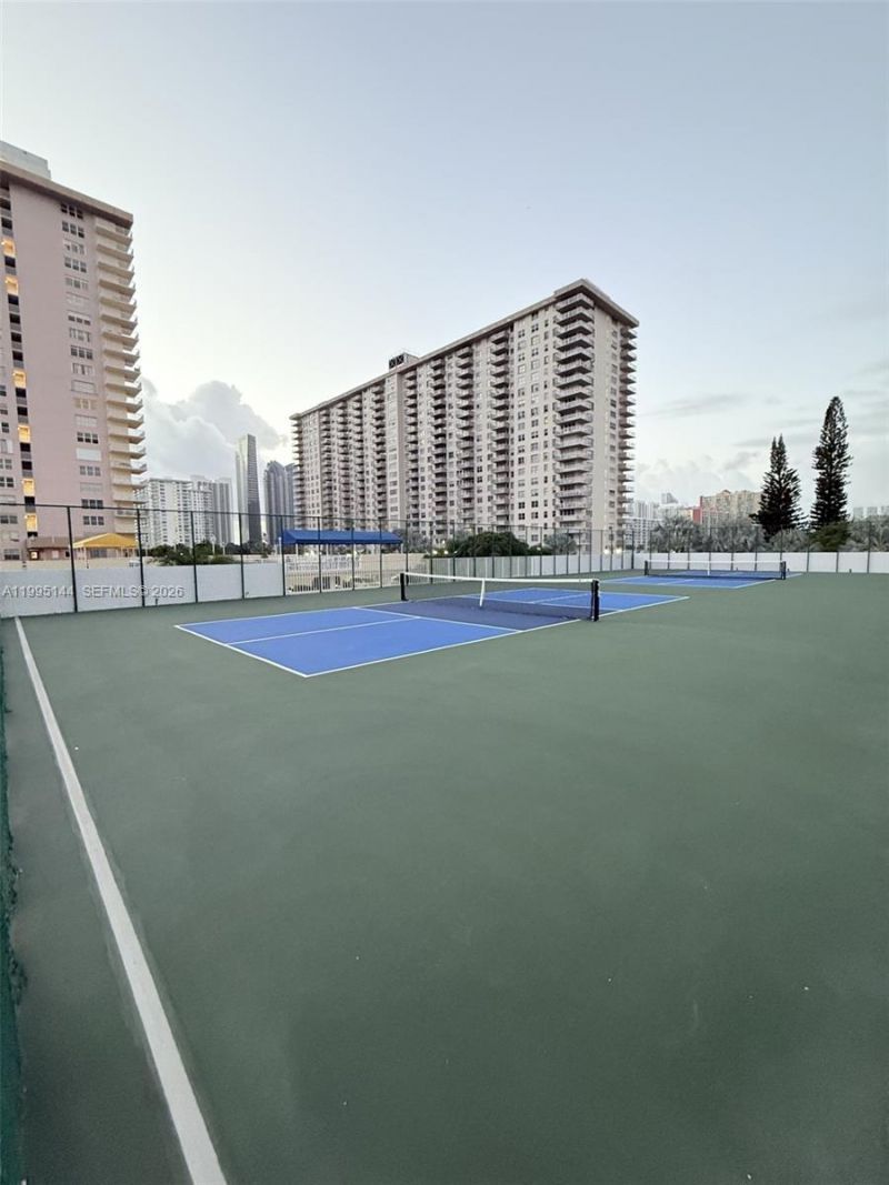 301 174th St, Unit 2217, Sunny Isles Beach, FL 33160 Photo