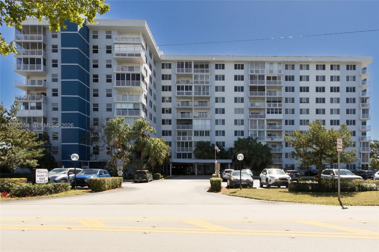 4200 Hillcrest Dr , Unit 700, Hollywood, FL 33021 Photo