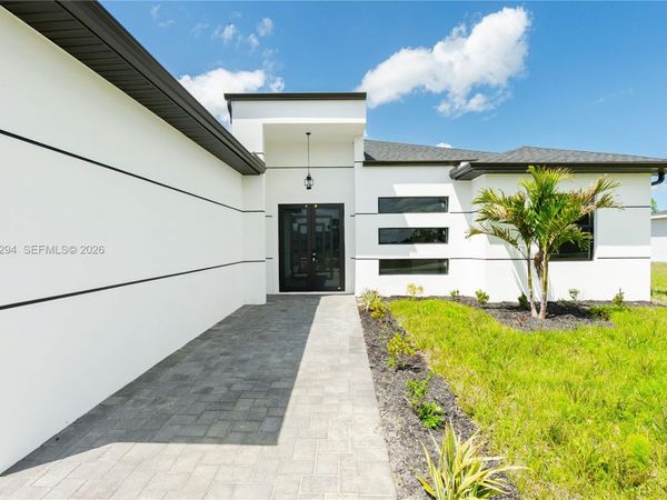 2834 NW 17TH PL, Cape Coral, FL 33993