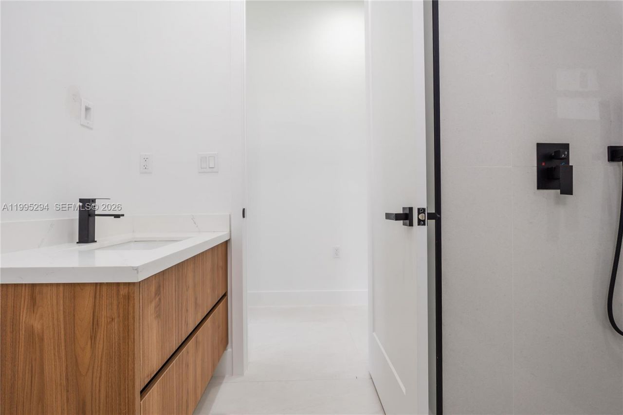 2834 NW 17th Pl, Cape Coral, FL 33993 Photo