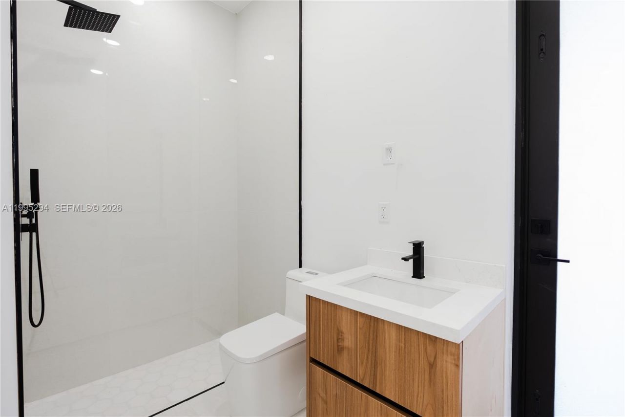 2834 NW 17th Pl, Cape Coral, FL 33993 Photo