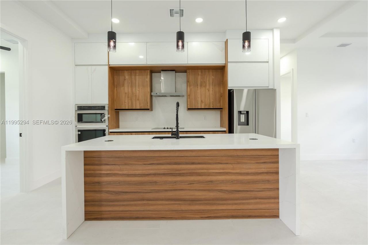 2834 NW 17th Pl, Cape Coral, FL 33993 Photo