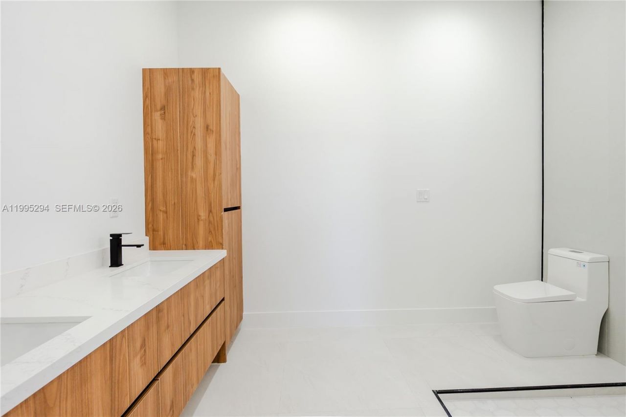 2834 NW 17th Pl, Cape Coral, FL 33993 Photo