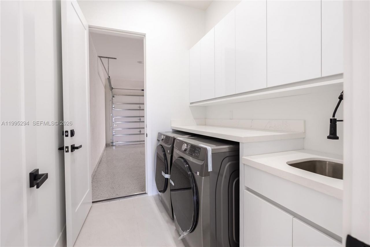 2834 NW 17th Pl, Cape Coral, FL 33993 Photo