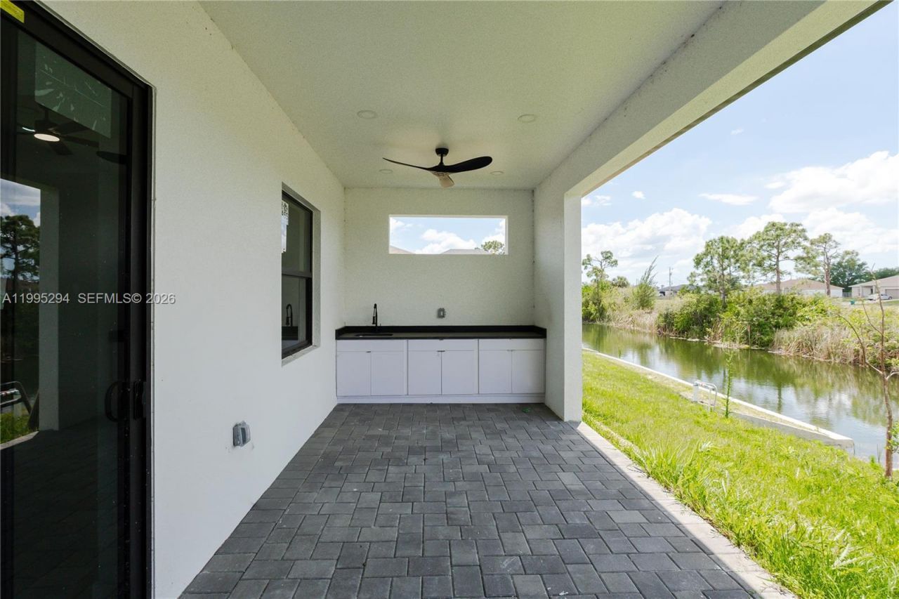 2834 NW 17th Pl, Cape Coral, FL 33993 Photo