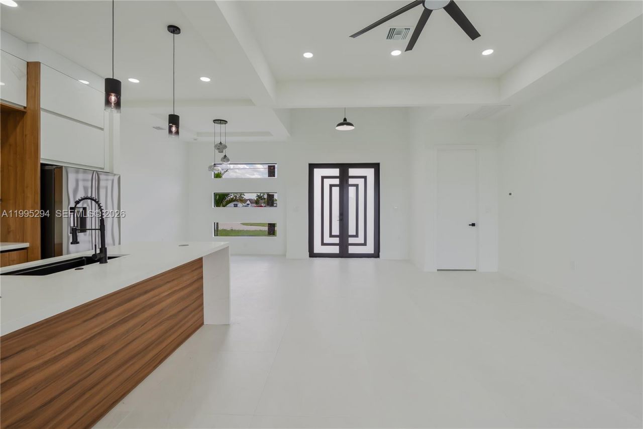 2834 NW 17th Pl, Cape Coral, FL 33993 Photo