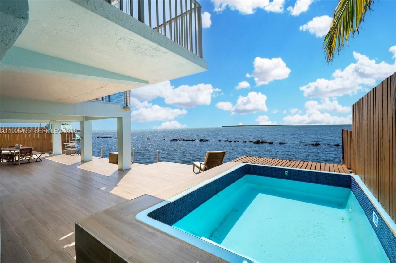 188 Orange Blossom Rd , Tavernier, FL 33070 Photo