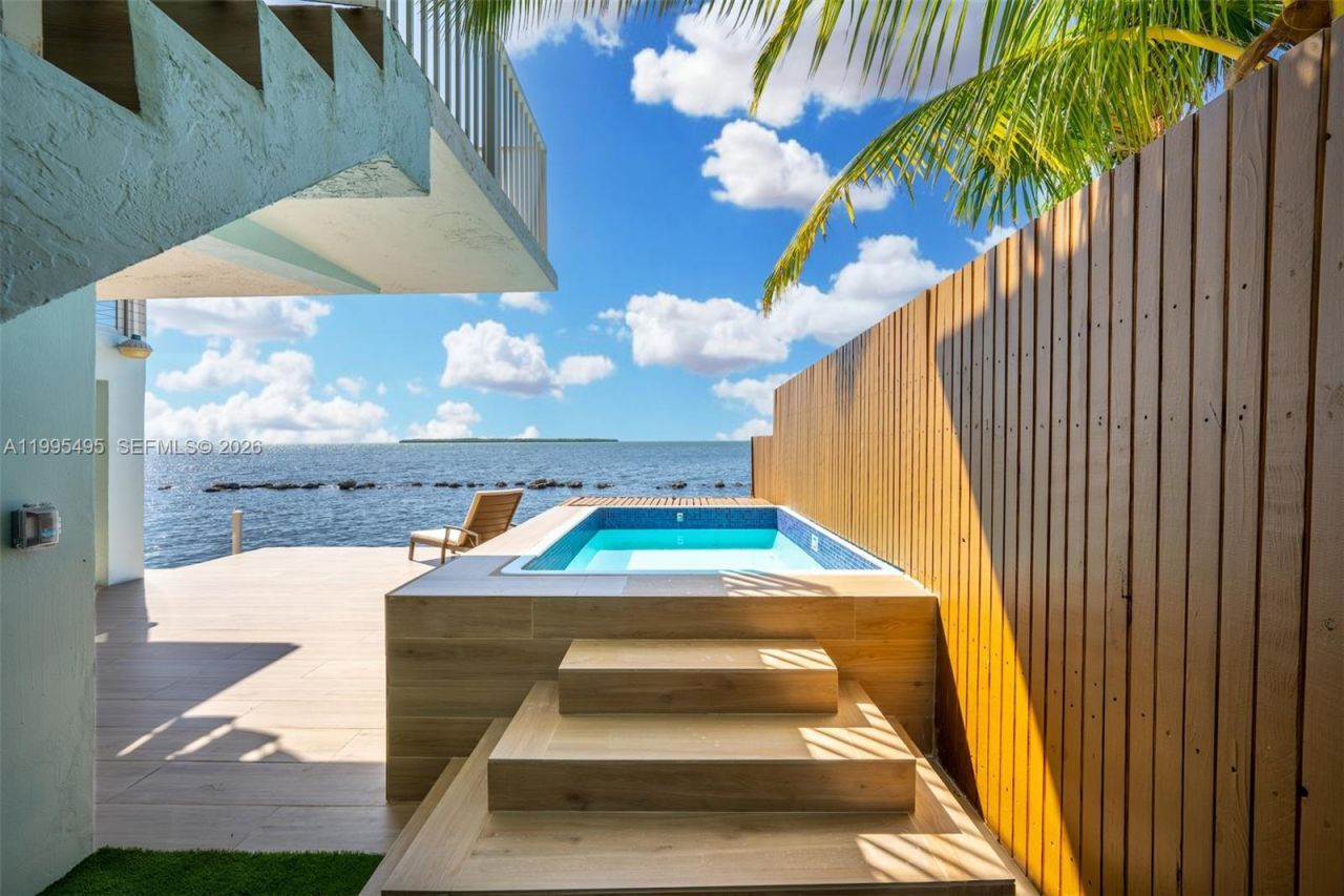 188 Orange Blossom Rd , Tavernier, FL 33070 Photo