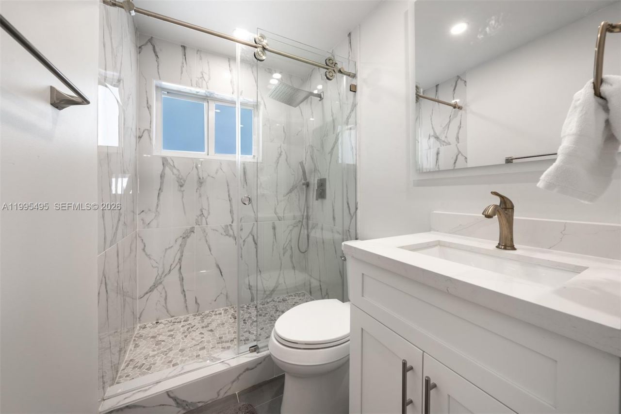 188 Orange Blossom Rd , Tavernier, FL 33070 Photo