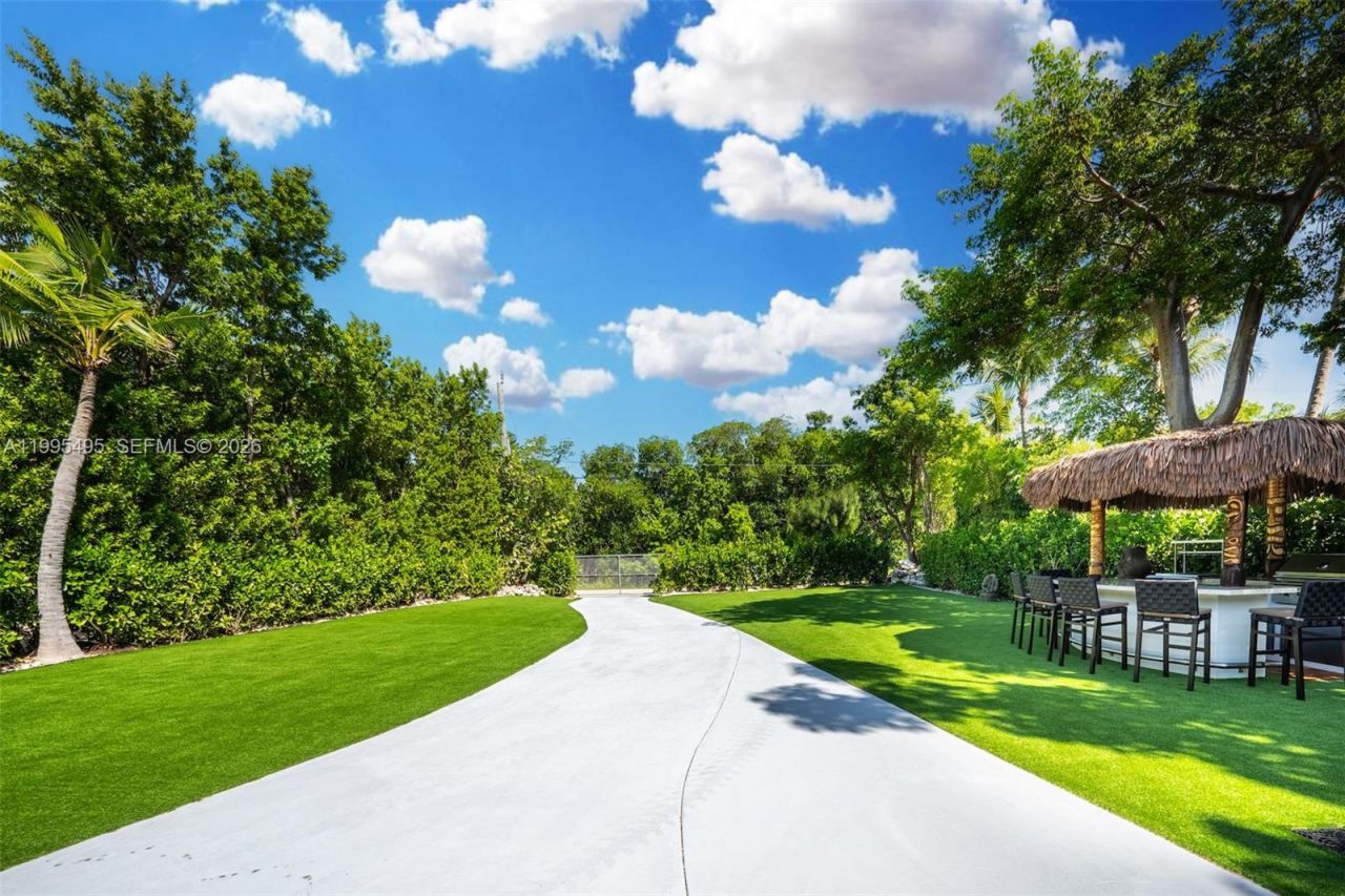 188 Orange Blossom Rd , Tavernier, FL 33070 Photo