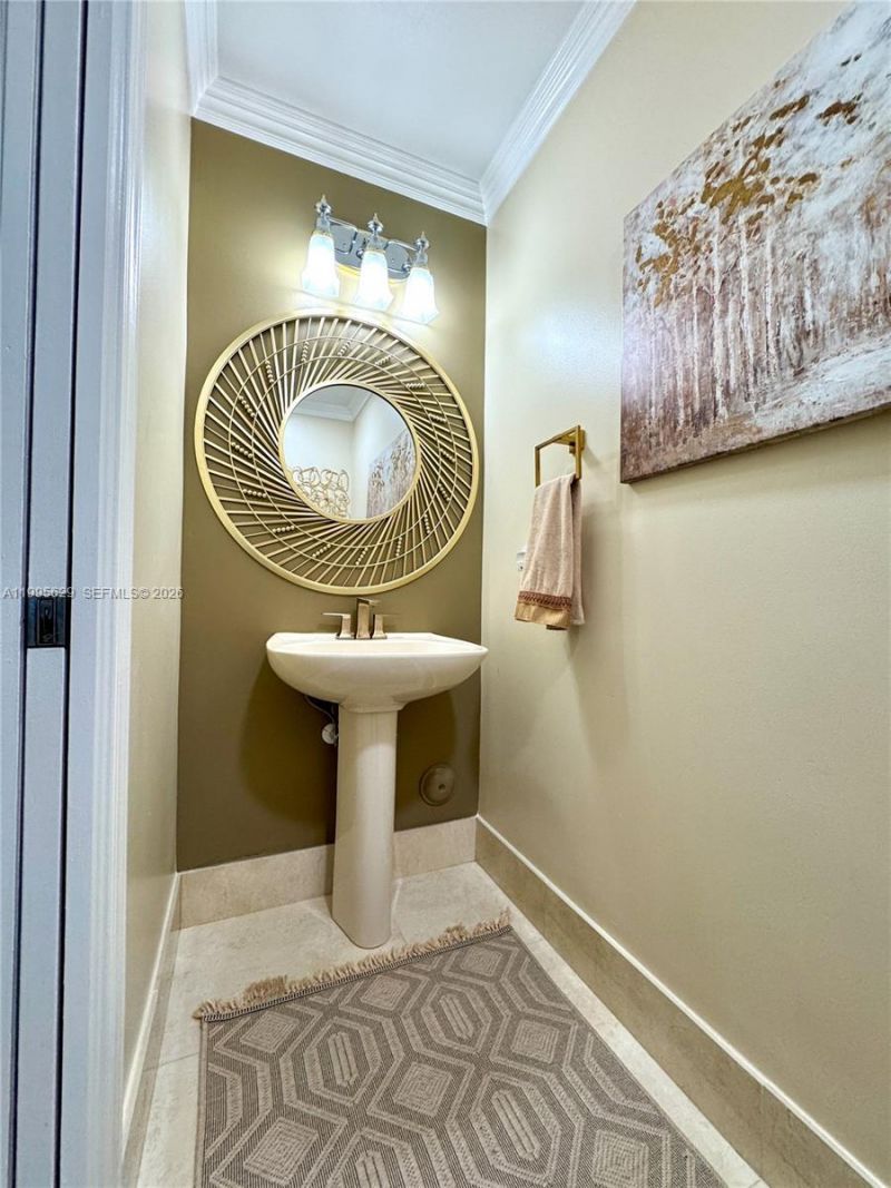 2723 E Abiaca Cir, Davie, FL 33328 Photo