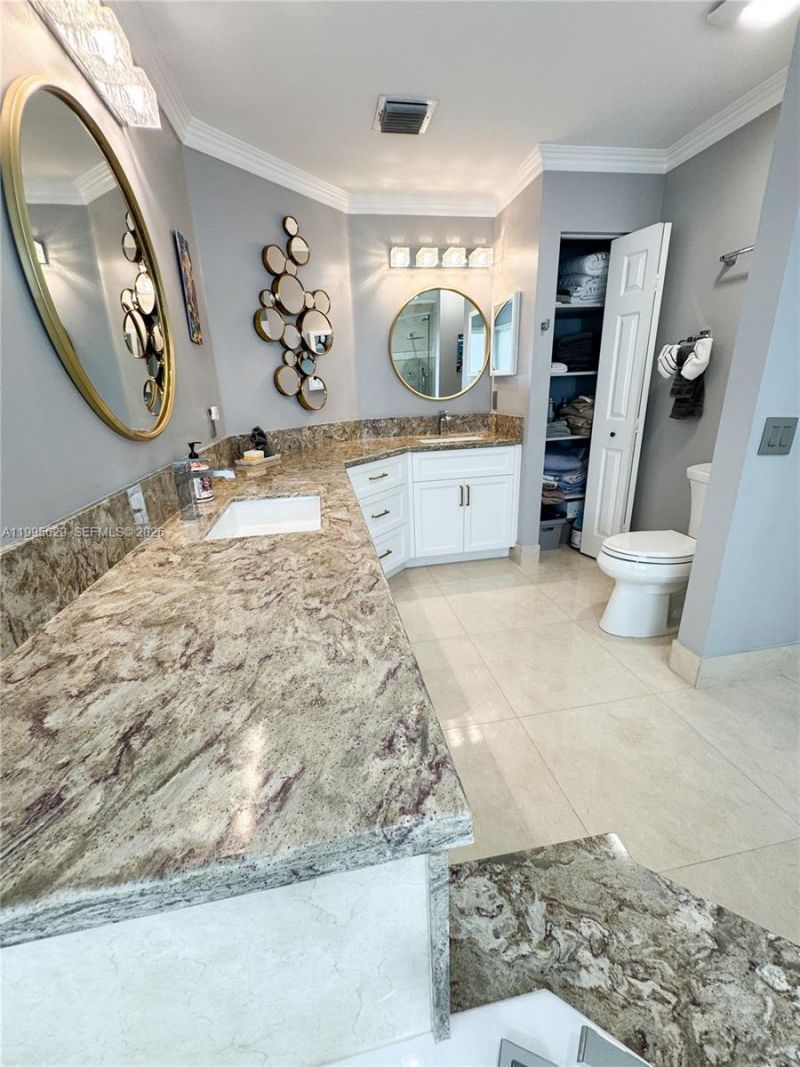 2723 E Abiaca Cir, Davie, FL 33328 Photo