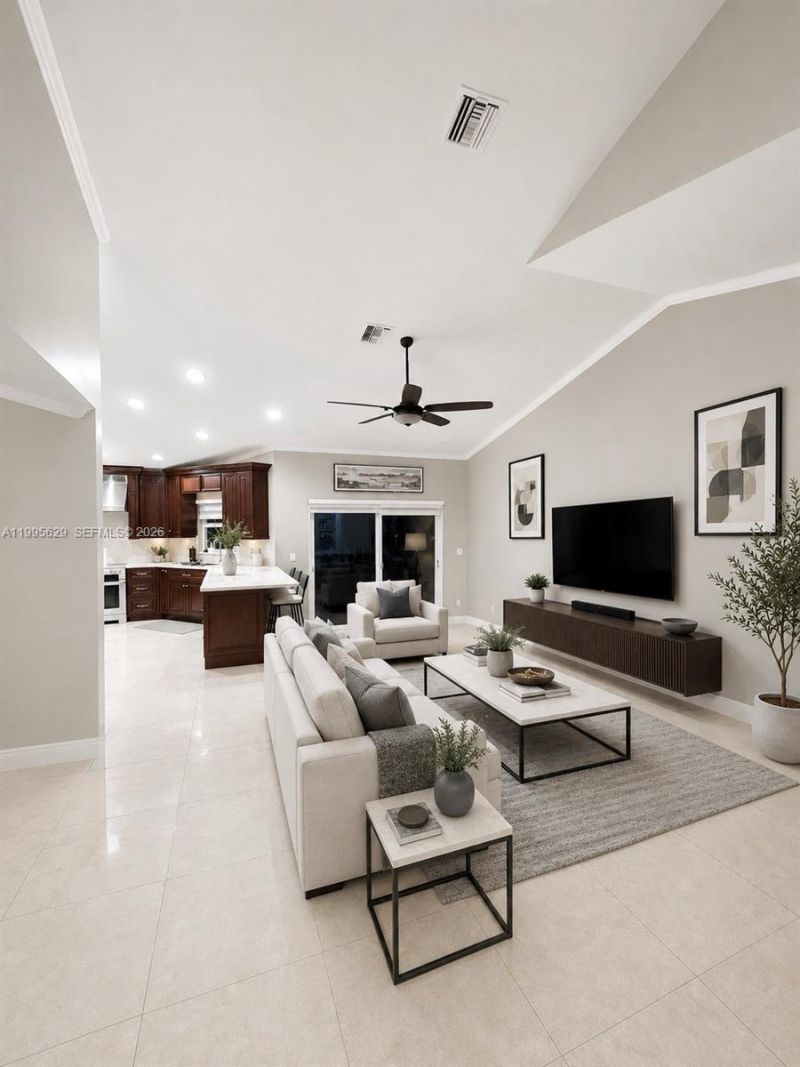 2723 E Abiaca Cir, Davie, FL 33328 Photo