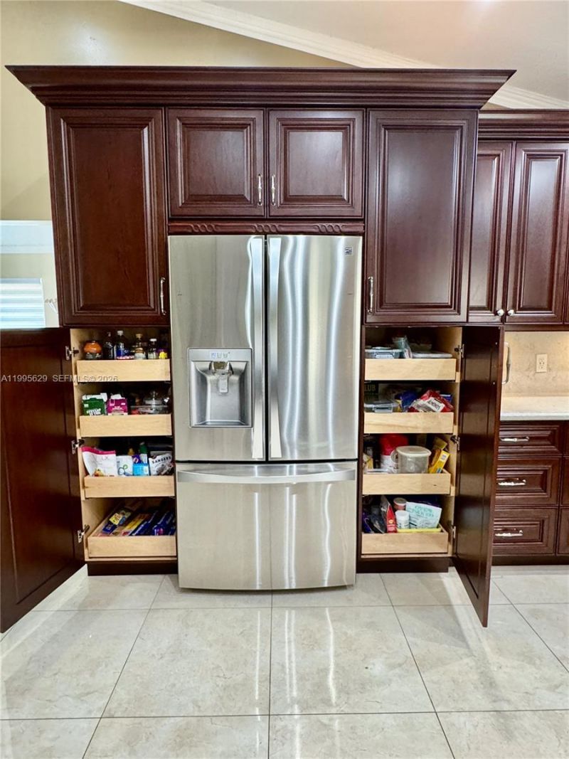 2723 E Abiaca Cir, Davie, FL 33328 Photo