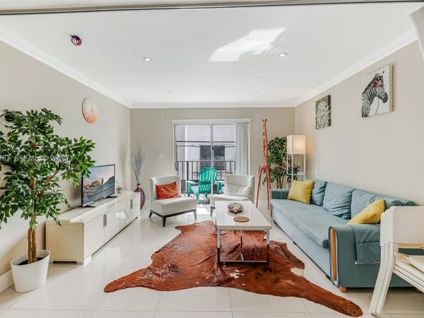 618 Euclid Ave, Unit 204, Miami Beach, FL 33139