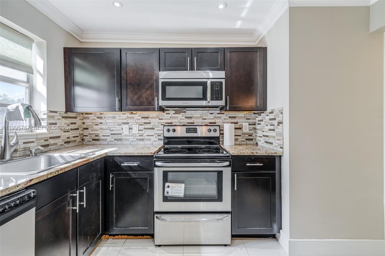 618 Euclid Ave, Unit 204, Miami Beach, FL 33139 Photo