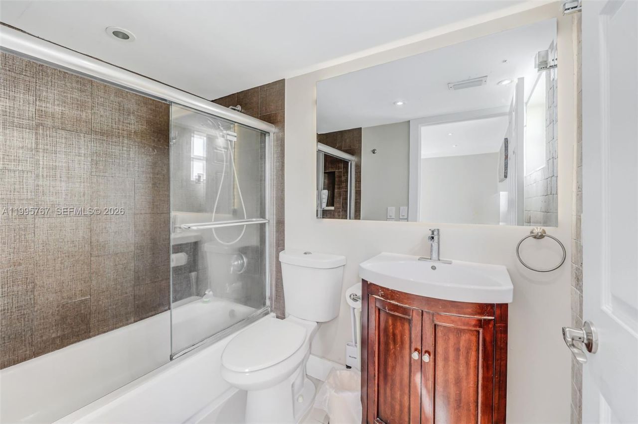 618 Euclid Ave, Unit 204, Miami Beach, FL 33139 Photo