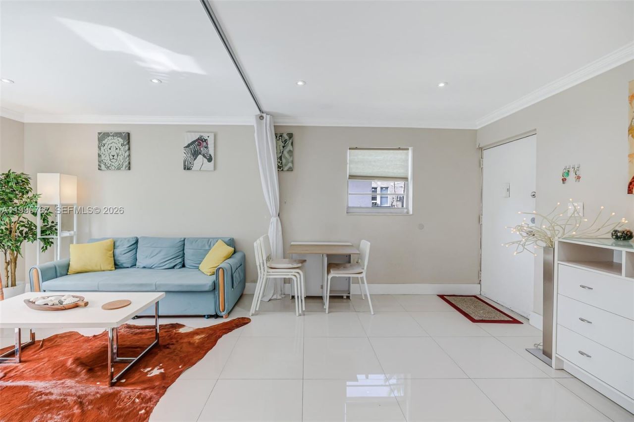 618 Euclid Ave, Unit 204, Miami Beach, FL 33139 Photo