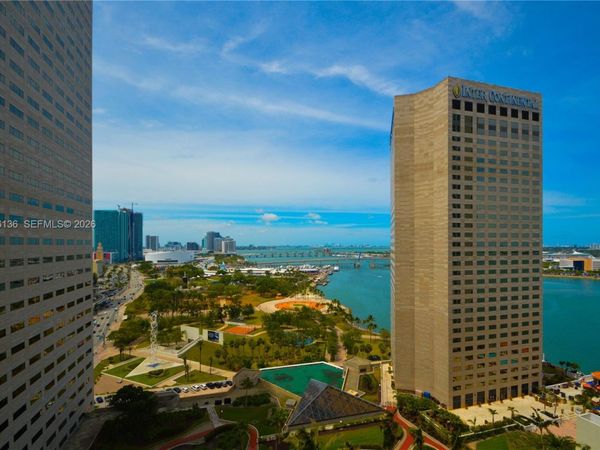 325 S Biscayne Blvd , Unit 2320, Miami, FL 33131