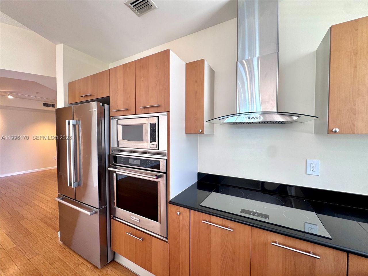 5970 Indian Creek Dr , Unit 203, Miami Beach, FL 33140 Photo