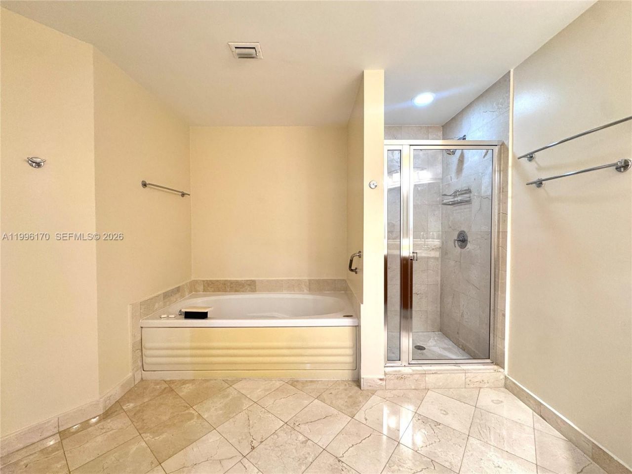 5970 Indian Creek Dr , Unit 203, Miami Beach, FL 33140 Photo