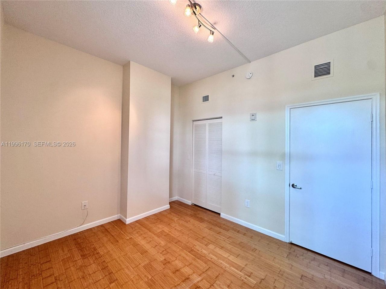 5970 Indian Creek Dr , Unit 203, Miami Beach, FL 33140 Photo