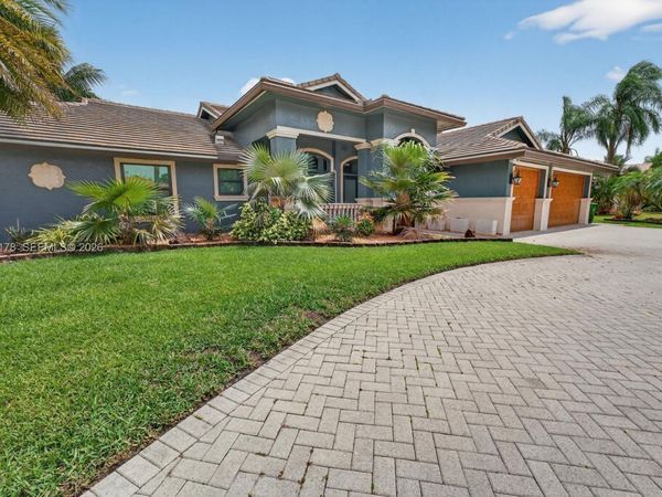 4120 SW 106th Ter , Davie, FL 33328