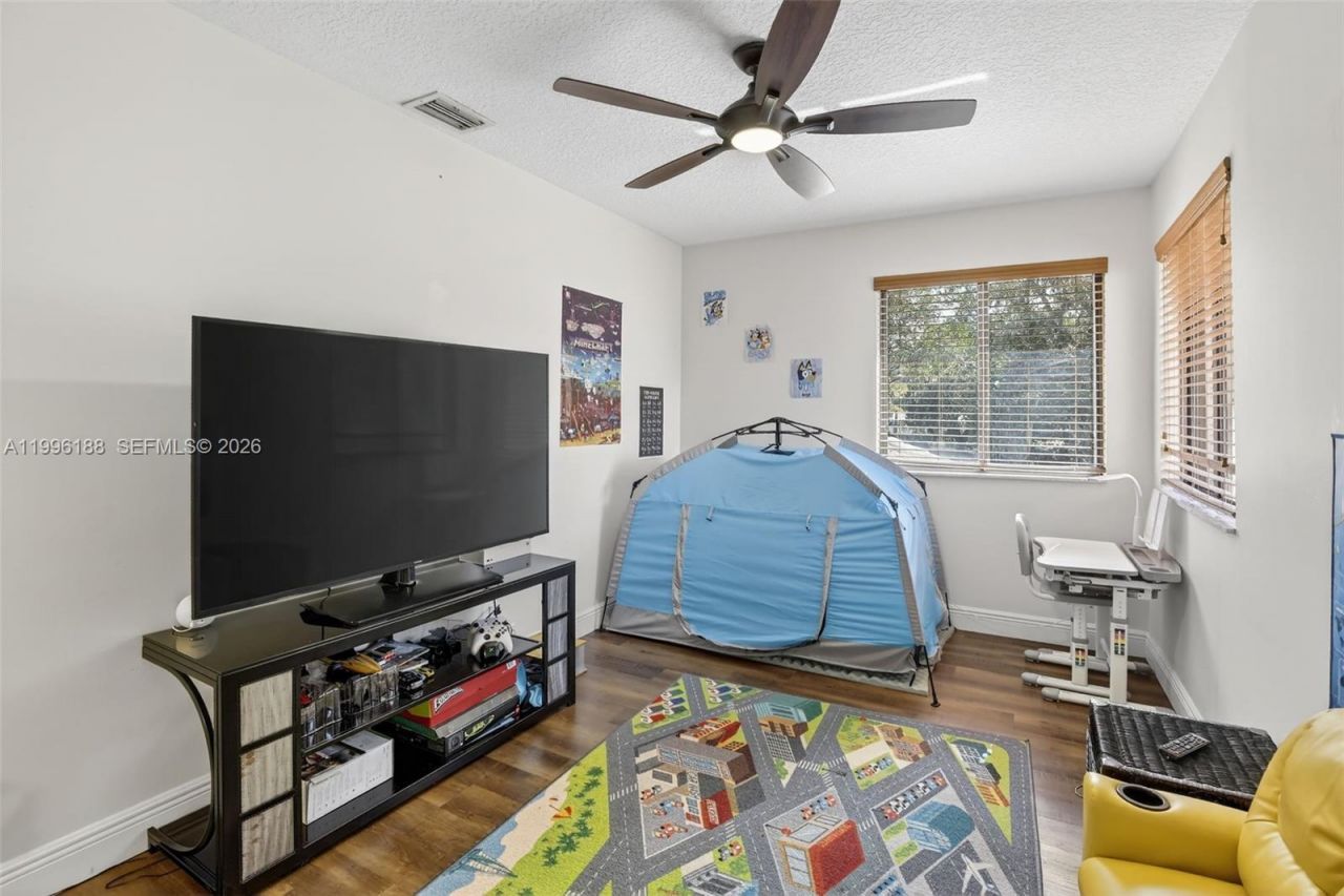 9375 NW 18th Ct , Plantation, FL 33322 Photo