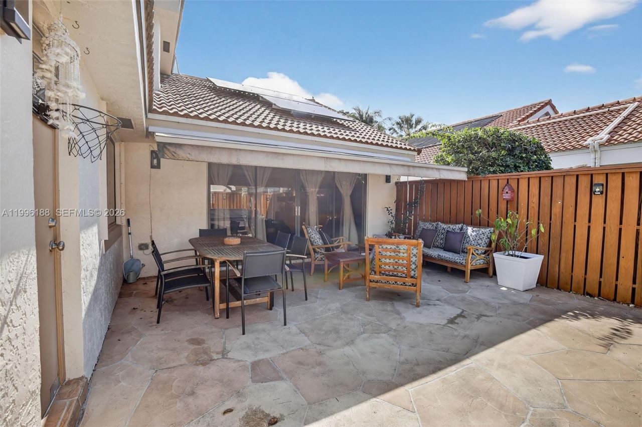 9375 NW 18th Ct , Plantation, FL 33322 Photo