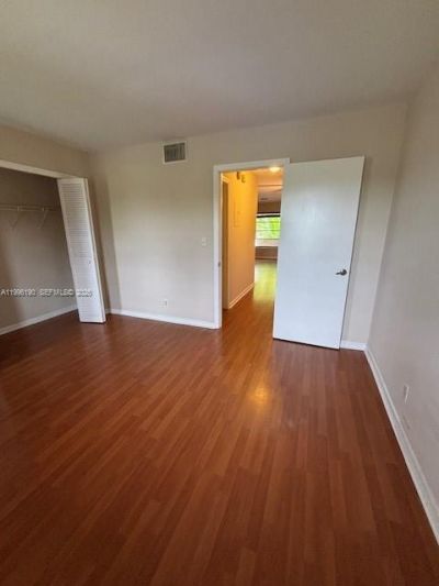 9050 Jacaranda Ln , Unit 8, Plantation, FL 33324 Photo