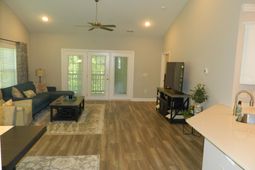 1407 Gooseneck Place  photo 4