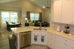 1407 Gooseneck Place  photo 4