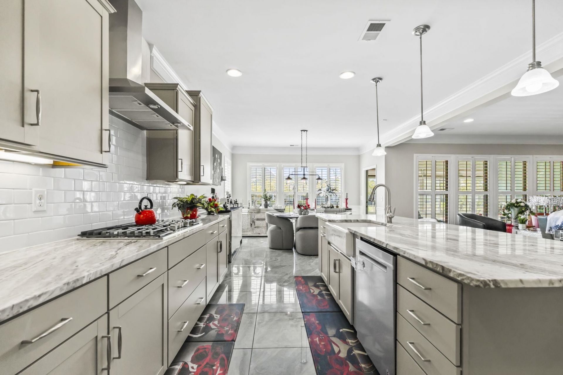 6112 Trieste St.  Photo 5