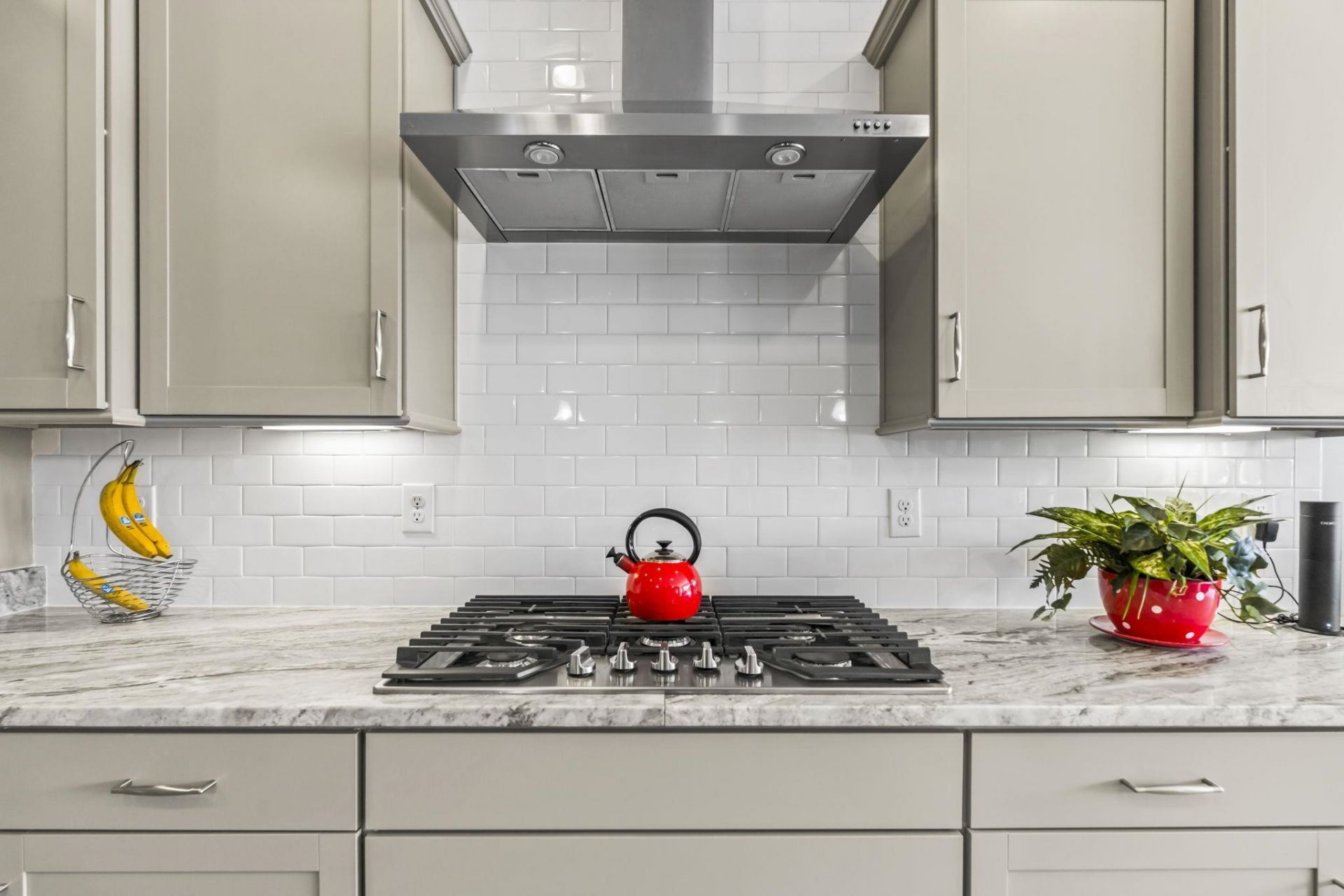 6112 Trieste St.  Photo 8