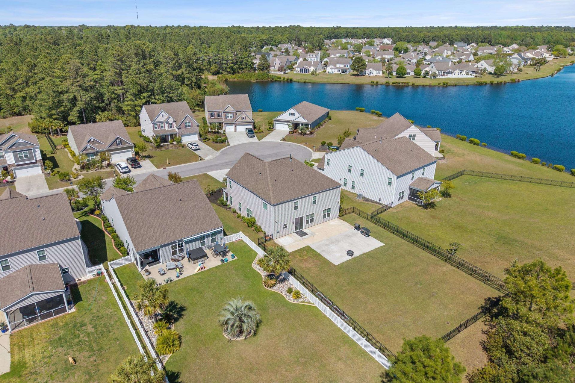 5658 Camilla Ct. Photo 4