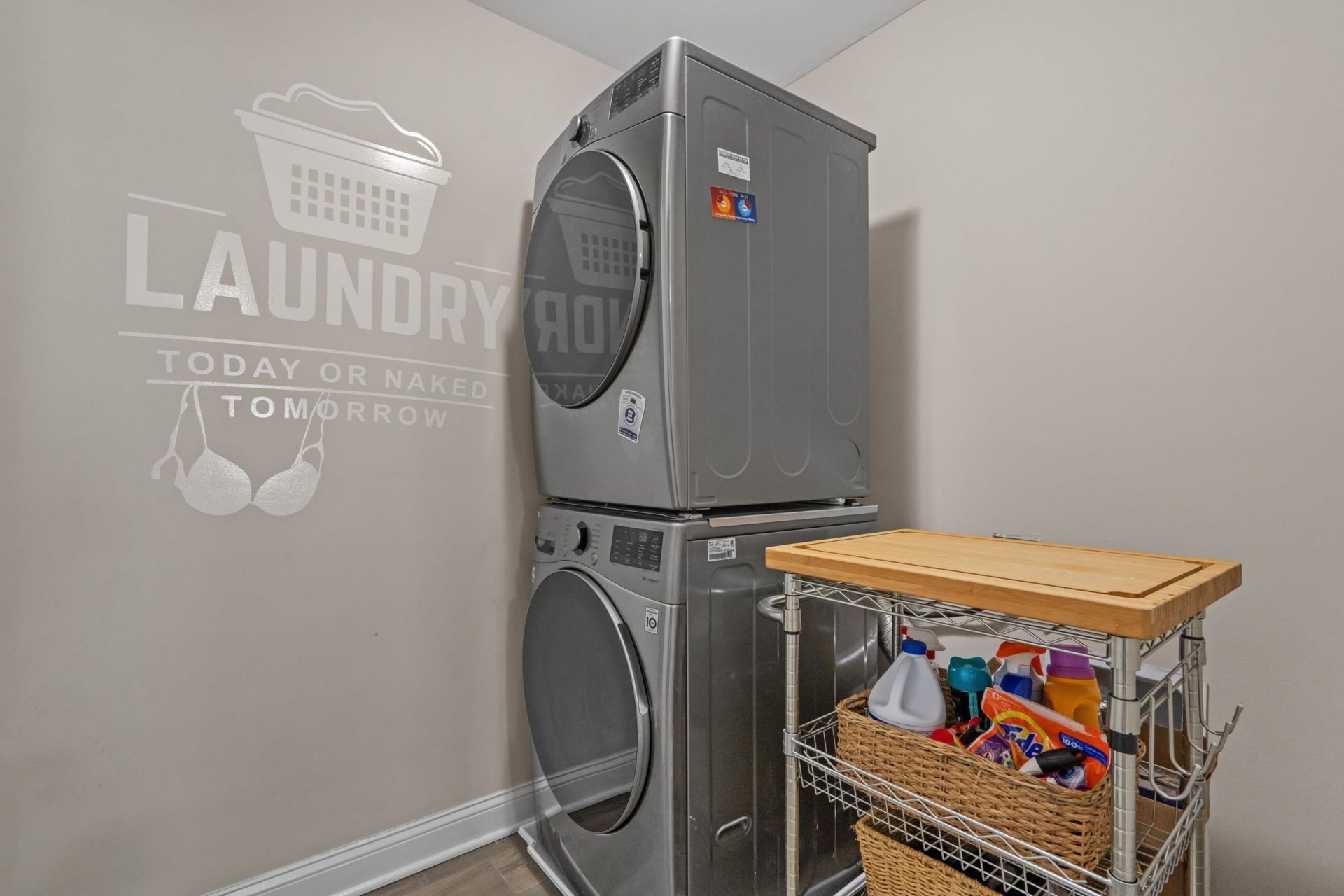 5658 Camilla Ct. Photo 54