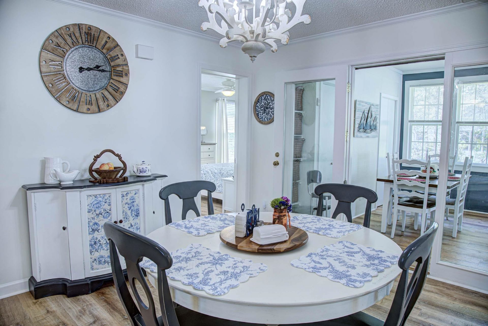 1310 Timber Row Photo 17