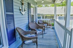 1310 Timber Row photo 4