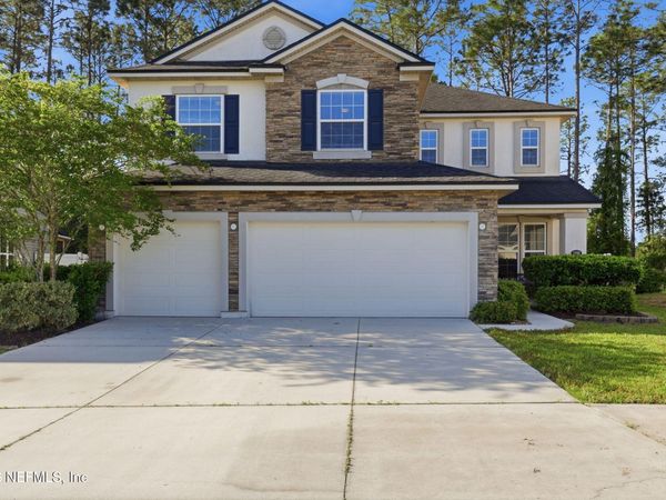 1090 WETLAND RIDGE Circle, Middleburg, FL 32068