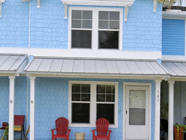 181 OCEANGATE Drive, Atlantic Beach, FL 32233