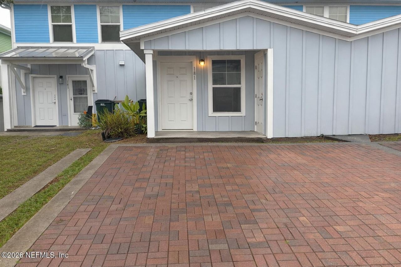 181 Oceangate Drive, Atlantic Beach, FL 32233 Photo