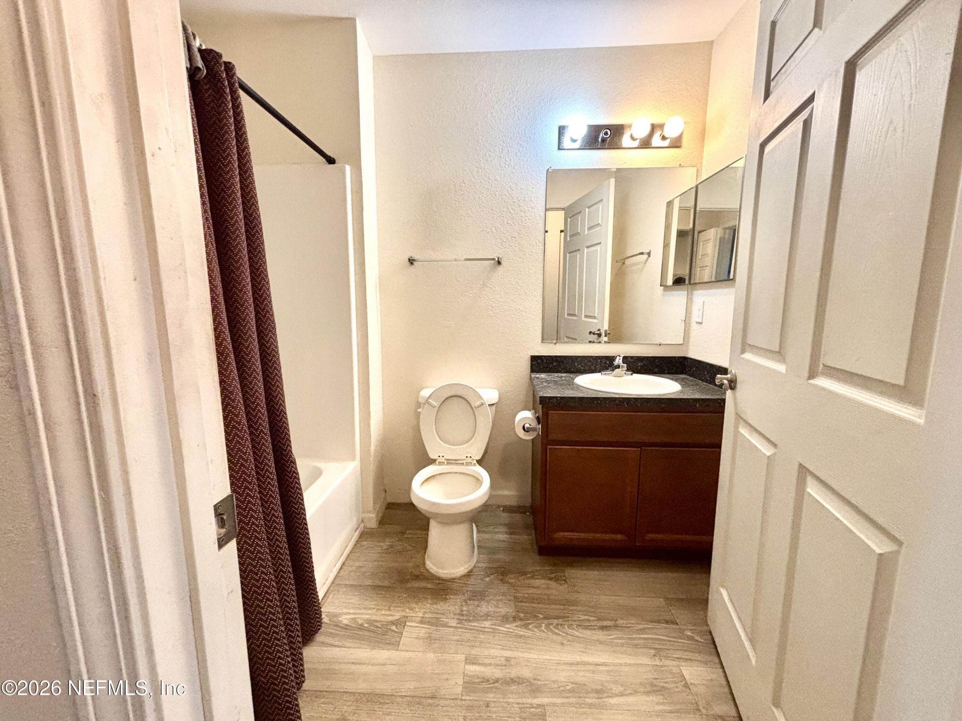 181 Oceangate Drive, Atlantic Beach, FL 32233 Photo