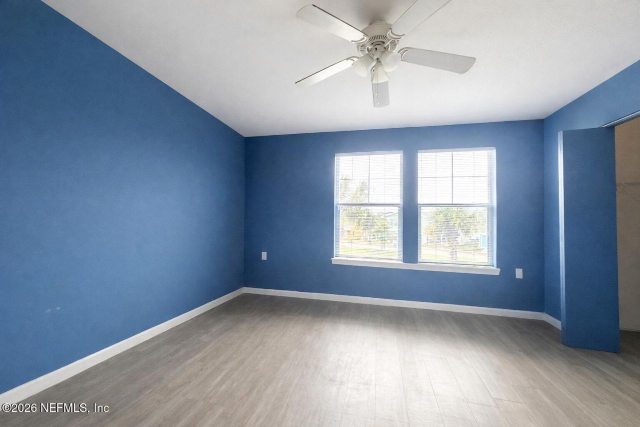 181 Oceangate Drive, Atlantic Beach, FL 32233 Photo