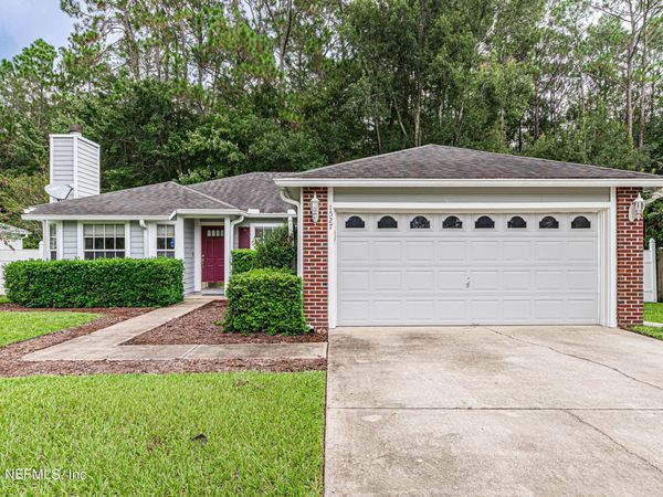 1527 MARBLE LAKE Drive, Jacksonville, FL 32221