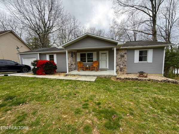 312 Lakeview Drive, Crossville, TN 38558