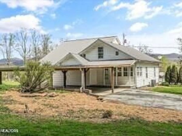 2459 Morgan County Hwy, Wartburg, TN 37887