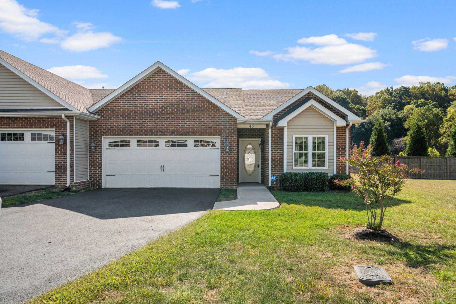 45 Brookfield Ct, Roanoke, VA 24012 Main Photo