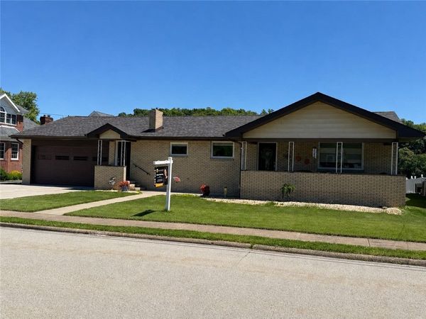 458 Bow St, Stockdale, PA 15483