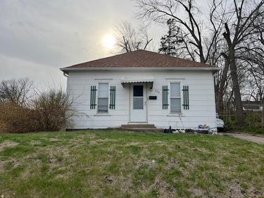 206 S LOCUST Street, GLENWOOD, IA 51534